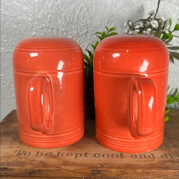 Fiesta Persimmon 1989 Salt & Pepper Shaker Set Homer Laughlin HLC USA Fiestaware - Picture 5 of 12